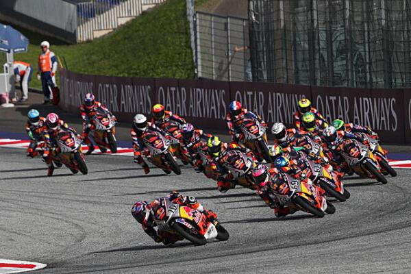 Programma Tech3 Moto3 2027 con KTM RC4 e piloti della KTM GP Academy