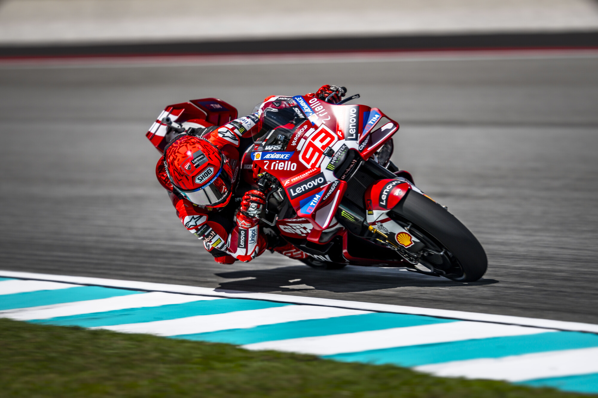 MotoGP Sepang, Marc Márquez guida il venerdì Ducati