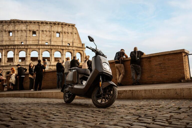 NIU FQiX 500, scooter elettrico di punta della gamma 2027