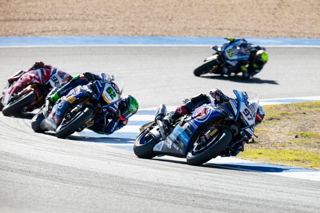 Pata Maxus Yamaha nel difficile sabato del Mondiale Superbike a Estoril