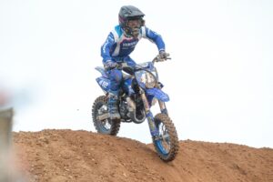 YZ BLU CRU SuperFinale, Smart e Andrzejewski dominano a Ernée