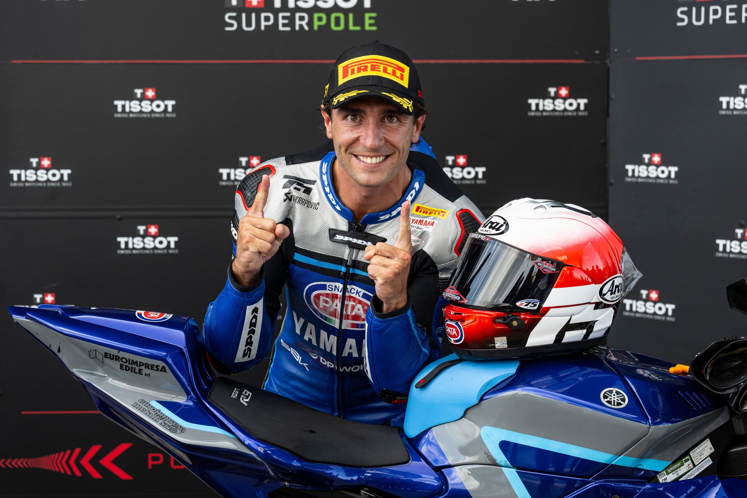 Supersport a Jerez, Arenas in pole con record assoluto