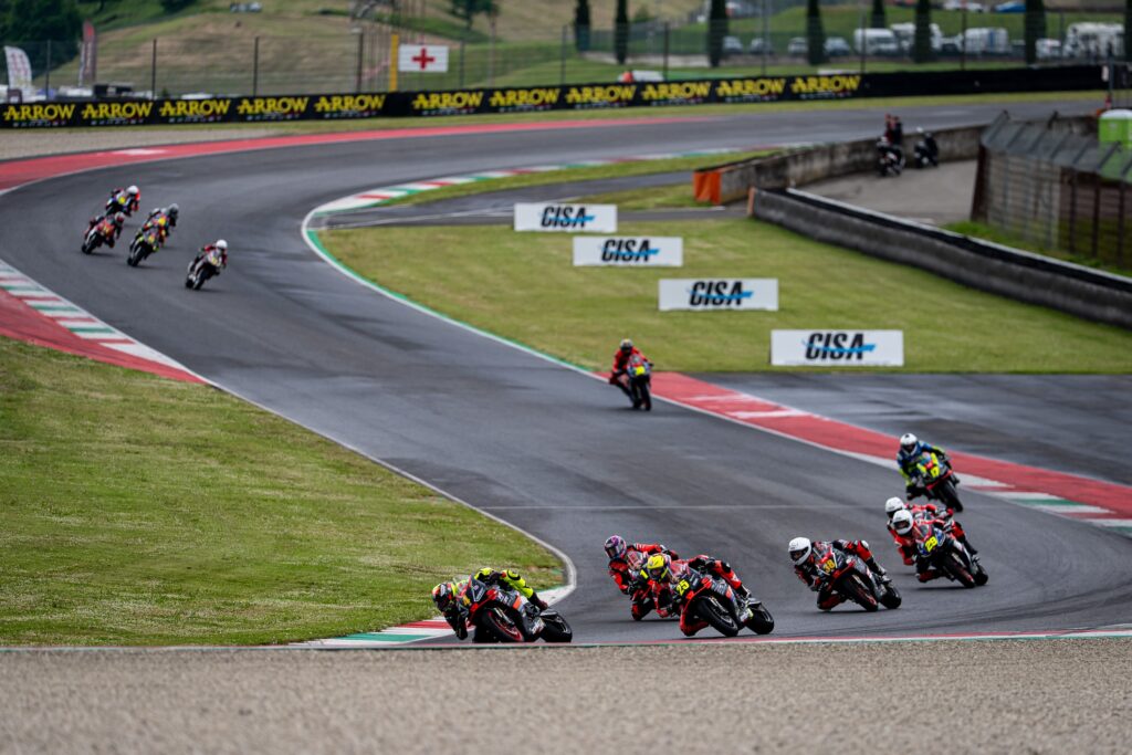 trofeo-aprilia-rs-660-tesini-campione-2026_9.jpg