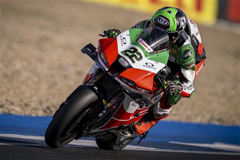 Bimota KB998 Rimini del BbKRT impegnata nel weekend WorldSBK Estoril