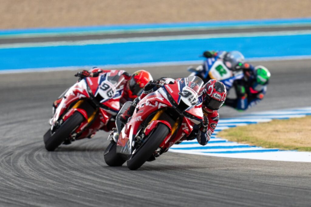 Honda HRC al WorldSBK Jerez 2026 con Chantra e Dixon a punti nella Race 2