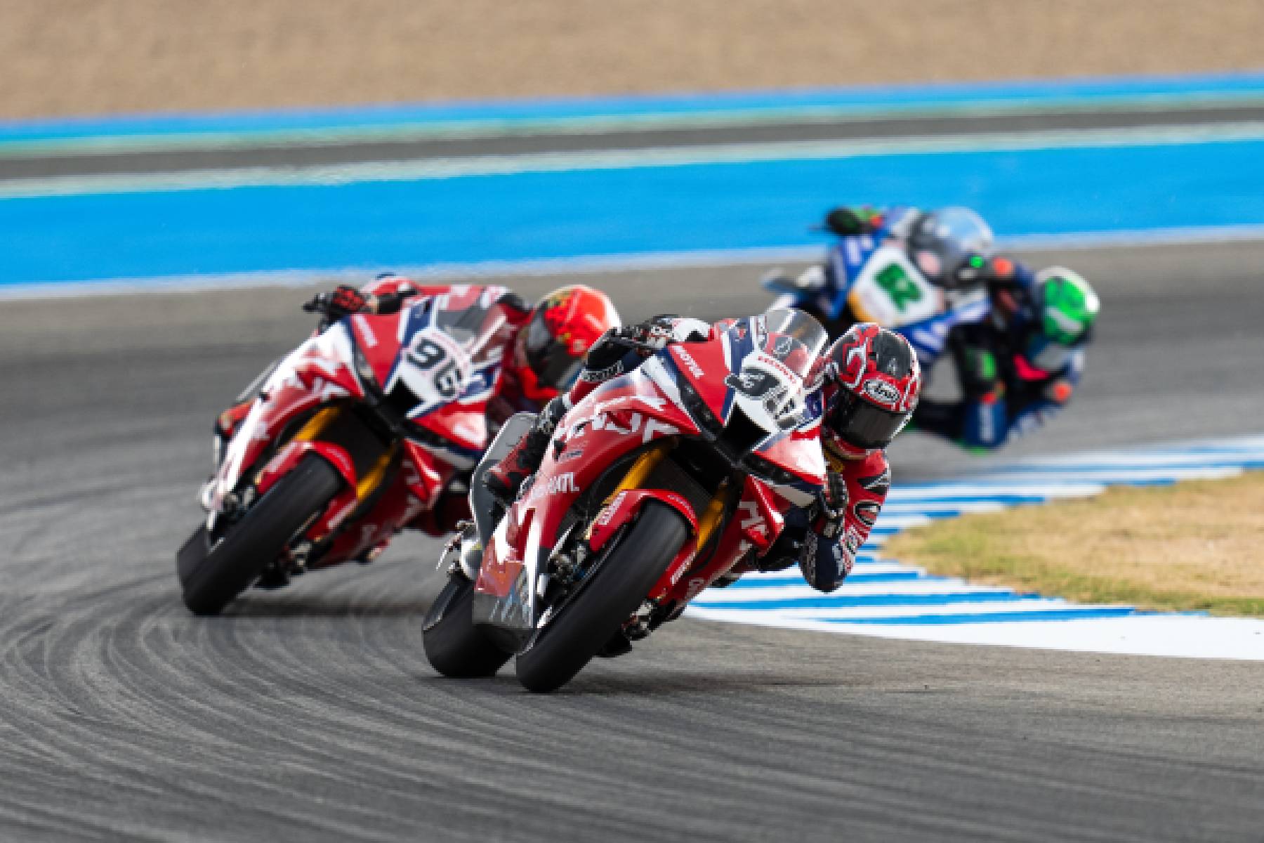 WorldSBK Jerez 2026, Chantra 14° e Dixon a punti nel finale