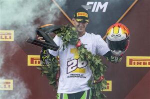 Xavi Artigas campione WorldSPB 2026 con Kawasaki a Jerez