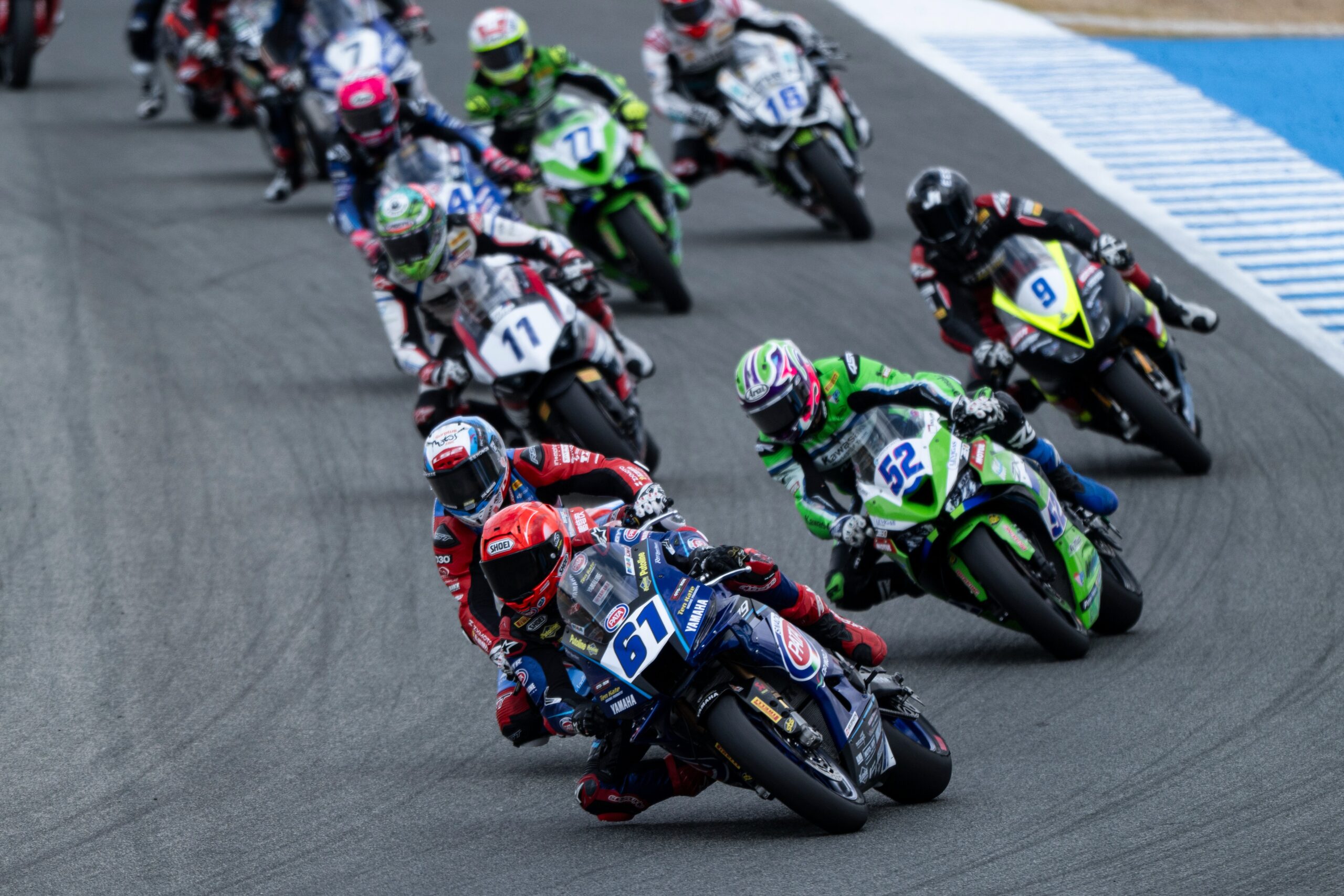 Yamaha chiude la stagione a Jerez con titoli e quarto posto di Öncü