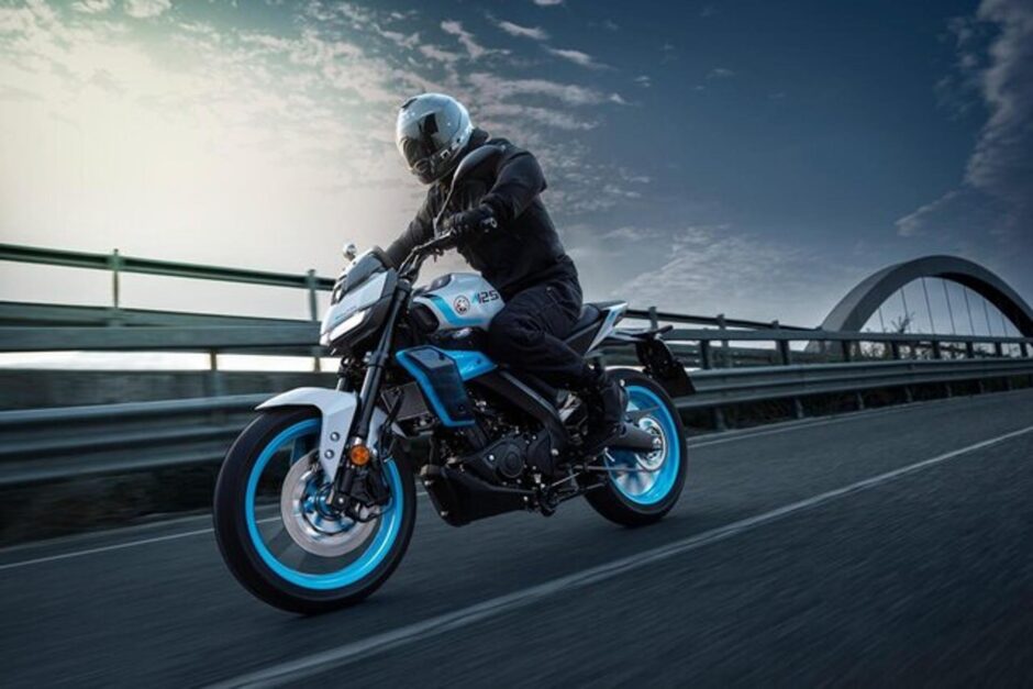 Yamaha MT-125 2027, naked 125 Yamaha rinnovata nel design e nella connettività